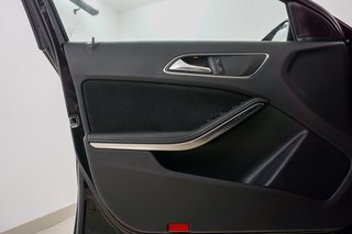 Mercedes-Benz A 180 BlueEfficiency AMG Line Navi PEAK Edition - foto 6