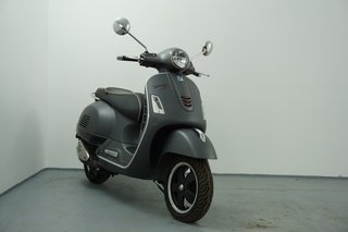 Vespa GTS Super 300 Gebrauchtwagen Kaufen