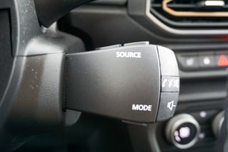 Dacia Sandero Stepway Extreme CVT Schiebedach Navi Kam - bilder 3