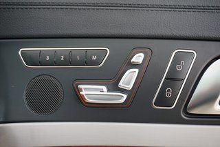 Mercedes-Benz SL 500 AMG Line Pano Kamera Airscarf Sitzbelüftu - photo 17
