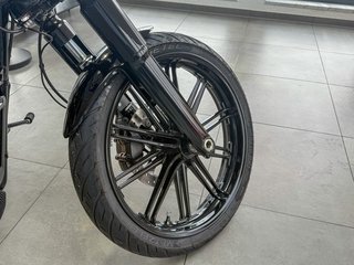 Harley-Davidson Breakout 5HD1 Kesstech Stage1 Custombike - bilder 6