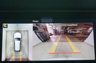Mercedes-Benz E 400 d 4M AMG Line Distr AHK 360K Head-up Luft - bilder 4