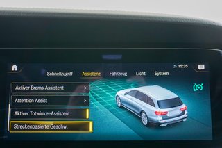 Mercedes-Benz E 400 d 4M AMG Line Distr AHK 360K Head-up Luft - bilder 2