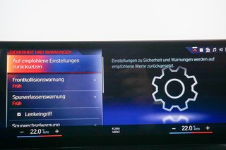 BMW 330 e xDrive M Sport Pro Head-up Kamera LED - bilder 2