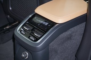 Volvo XC90 Inscription T8 AWD ACC Leder 7 Sitze - foto 10