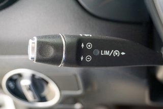 Mercedes-Benz CLA 200 7G AMG Line Leder Pano LED Kamera - bilder 1