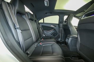 Mercedes-Benz CLA 200 7G AMG Line Leder Pano LED Kamera - bilder 7