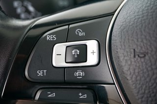 Volkswagen T-Roc IQ.DRIVE R Line Navi ACC Kamera - foto 2