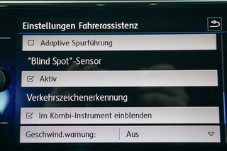 Volkswagen T-Roc IQ.DRIVE R Line Navi ACC Kamera - foto 6