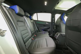 Volkswagen Golf VIII R 4Motio Pano Leder Akrapovic IQ.Light - bilder 9