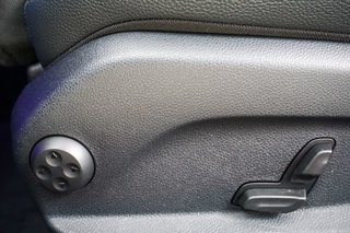 Mercedes-Benz E 300 e Avantgarde Kamera MBUX DAB Teilleder - photo 10
