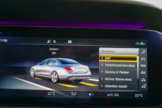 Mercedes-Benz E 400 4M AMG Line Distronic 360K Head-up Keyles - photo 3