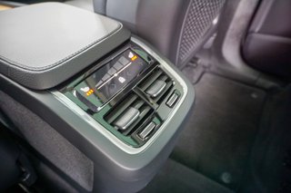 Volvo XC90 Inscription AWD ACC 360K Pano H&K 7 Sitze - photo 6