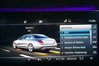 Mercedes-Benz E 350 d AMG Line 360K Distr AHK Memory - foto 3