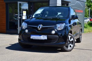 Renault Twingo Limited LED,KLIMA,TEMPOMAT,SHZ,ISOFIX,USB Used vehicle for sale | First registration 02/2019 | Price 9.490 €