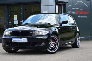 BMW 120i M-Sportpaket 2 | Glasdach | 18"M-Felgen Used vehicle for sale | First registration 04/2010 | Price 8.990 €