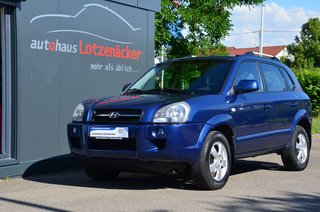 Hyundai TUCSON 2.0 CRDi Euro4 AHK, Allrad, Klima, Grüne Plakette Used vehicle for sale | First registration 02/2006 | Price 3.590 €