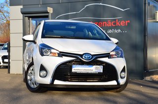 Toyota Yaris Aut. 1.5 VVT-i (Hybrid) EU6, Comfort LED K 8-fach | Service+ HU neu bei VK Used vehicle for sale | First registration 11/2015 | Price 10.990 €