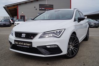 Seat Leon 2,0 ST DSG FR Beats Leder Pano AHK LED ACC Virtual | abnb. Used vehicle for sale | First registration 01/2019 | Price 25.499 €