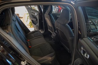 Volvo EX40 Single Motor Extended Range Ultra Black Edition AHK*Standheizung*Schiebedach* - bilder 6