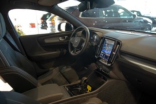 Volvo EX40 Single Motor Extended Range Ultra Black Edition AHK*Standheizung*Schiebedach* - bilder 8