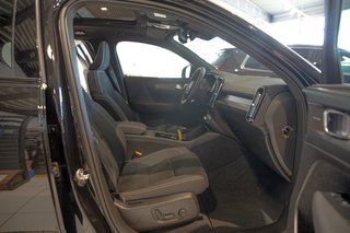 Volvo EX40 Single Motor Extended Range Ultra Black Edition AHK*Standheizung*Schiebedach* - bilder 7