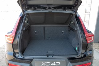 Volvo XC40 T4 2WD Anhängerkupplung*Rückfahrkamera*Navigationssystem*Sitzheizung vorn*Tempomat Basis - bilder 9