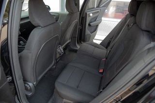 Volvo XC40 T4 2WD Anhängerkupplung*Rückfahrkamera*Navigationssystem*Sitzheizung vorn*Tempomat Basis - bilder 10