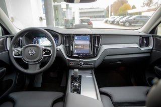 Volvo XC60 B5 Plus Dark AWD Schiebedach*360°*Totwinkel*ACC - foto 8