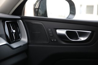 Volvo XC60 B5 Plus Dark AWD Schiebedach*360°*Totwinkel*ACC - foto 14