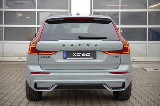 Volvo XC60 T8 Ultra Black Edition AWD AHK*Head-up Display*Schiebedach*Standheizung* - bilder 4