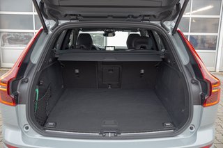 Volvo XC60 T8 Ultra Black Edition AWD AHK*Head-up Display*Schiebedach*Standheizung* - bilder 7