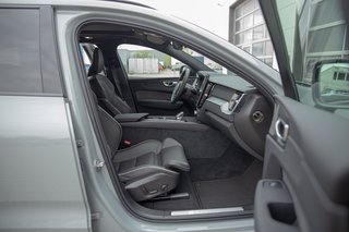 Volvo XC60 T8 Ultra Black Edition AWD AHK*Head-up Display*Schiebedach*Standheizung* - bilder 8