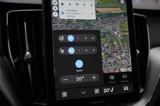 Volvo XC60 T8 Ultra Black Edition AWD AHK*Head-up Display*Schiebedach*Standheizung* - bilder 19