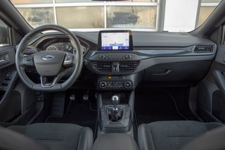 Ford Focus ST ACC*Easy-Park-Paket*Styling-Paket*Tech.-Paket 1 - bilder 6