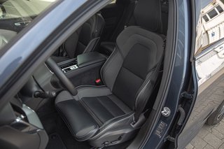 Volvo XC60 T8 Ultimate Dark AWD Head-up*Standheiz.*AHK*SHD*  Recharge Plug-In Hybrid - bilder 17