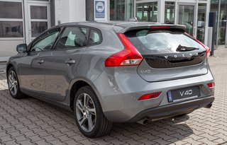 Volvo V40 T3 Kinetic *Rückfahrkamera *Navigationsystem *Einparkhilfe vorn und hinten*Klimaautomatik 2-Zonen - bilder 6