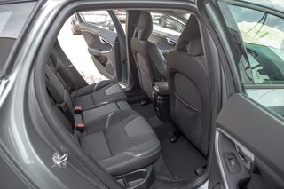 Volvo V40 T3 Kinetic *Rückfahrkamera *Navigationsystem *Einparkhilfe vorn und hinten*Klimaautomatik 2-Zonen - bilder 8