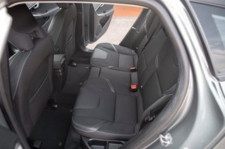 Volvo V40 T3 Kinetic *Rückfahrkamera *Navigationsystem *Einparkhilfe vorn und hinten*Klimaautomatik 2-Zonen - bilder 10