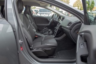 Volvo V40 T3 Kinetic *Rückfahrkamera *Navigationsystem *Einparkhilfe vorn und hinten*Klimaautomatik 2-Zonen - bilder 7