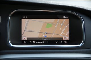 Volvo V40 T3 Kinetic *Rückfahrkamera *Navigationsystem *Einparkhilfe vorn und hinten*Klimaautomatik 2-Zonen - bilder 11