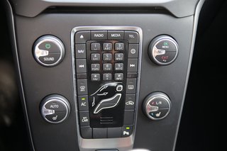 Volvo V40 T3 Kinetic *Rückfahrkamera *Navigationsystem *Einparkhilfe vorn und hinten*Klimaautomatik 2-Zonen - bilder 13