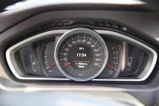 Volvo V40 T3 Kinetic *Rückfahrkamera *Navigationsystem *Einparkhilfe vorn und hinten*Klimaautomatik 2-Zonen - bilder 21