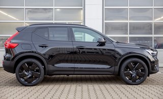 Volvo XC40 B4 Plus Black Edition Schiebedach*ACC*360°Kamera   2WD - foto 3