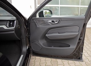 Volvo XC60 B5 Plus Dark AWD AHK*SHD*ACC*360°*BLIS - bilder 13