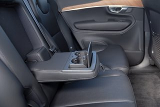 Volvo XC90 B5 Inscription AWD Schiebedach*ACC*AHK*Navi*Standheizung - bilder 7