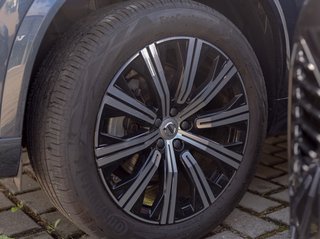 Volvo XC90 B5 Inscription AWD Schiebedach*ACC*AHK*Navi*Standheizung - bilder 23