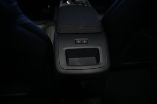 Volvo XC60 T8 Ultra Black Edition AWD Head-up*Anhängherkupplung*Schiebedach*Standheizung*Massage*Sitzlüftung*Luftfahrwerk*   Recharge Plug-In Hybrid - foto 8