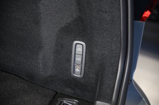 Volvo XC60 T8 Ultra Black Edition AWD Head-up*Anhängherkupplung*Schiebedach*Standheizung*Massage*Sitzlüftung*Luftfahrwerk*   Recharge Plug-In Hybrid - foto 6
