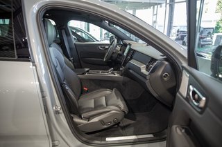 Volvo XC60 T8 Ultra Black Edition AWD Head-up*Anhängherkupplung*Schiebedach*Standheizung*Massage*Sitzlüftung*Luftfahrwerk*   Recharge Plug-In Hybrid - foto 9